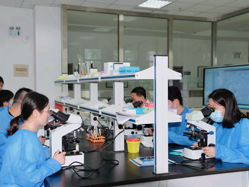 1688540194165010.jpg 高邮市疾控中心举办疟原虫镜检技能培训班图片2.jpg